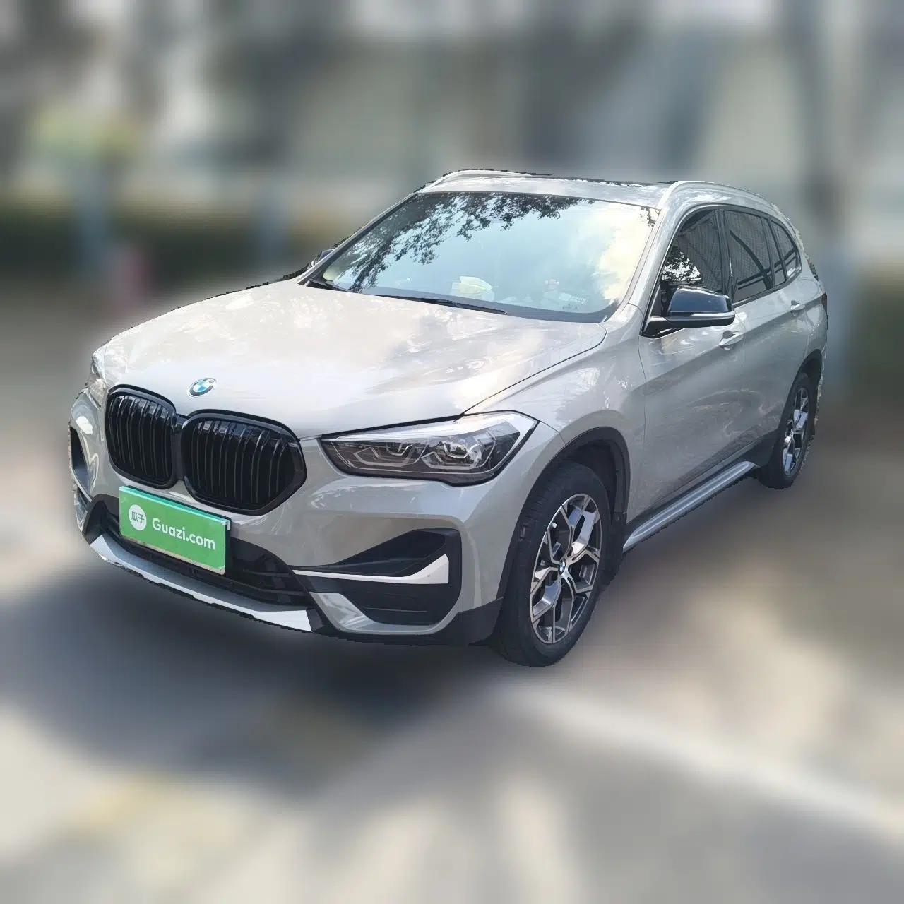 BMW X1 2022 sDrive20Li Fashion Model — миниатюра 1