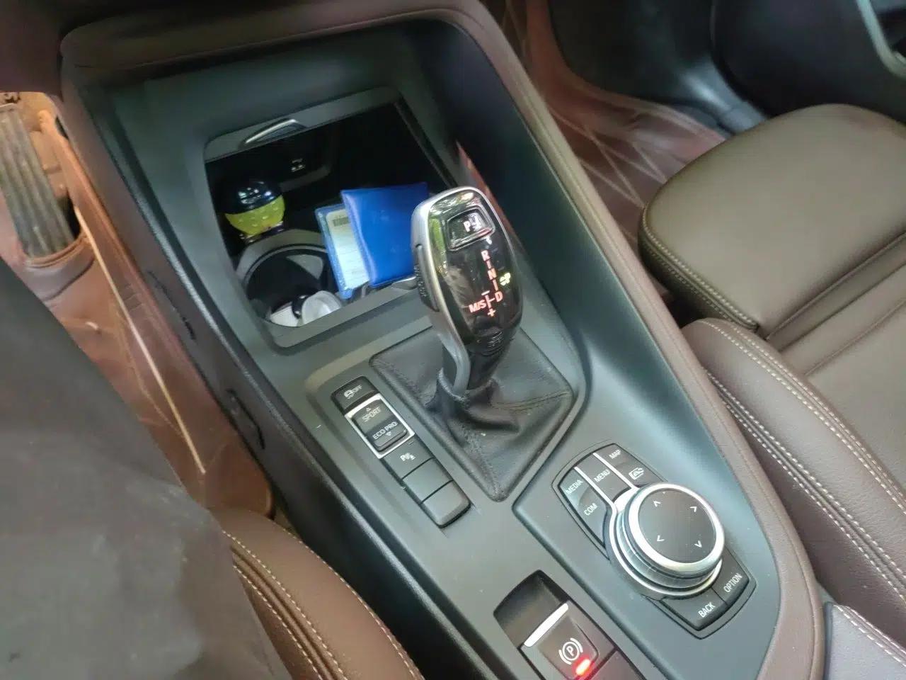 BMW X1 2022 sDrive25Li Leading Model — миниатюра 14