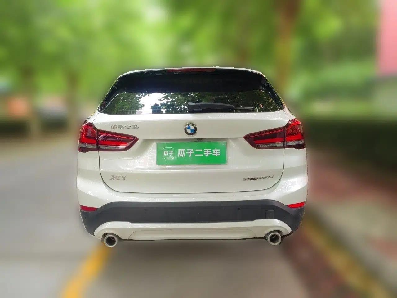 BMW X1 2022 sDrive25Li Leading Model — миниатюра 5
