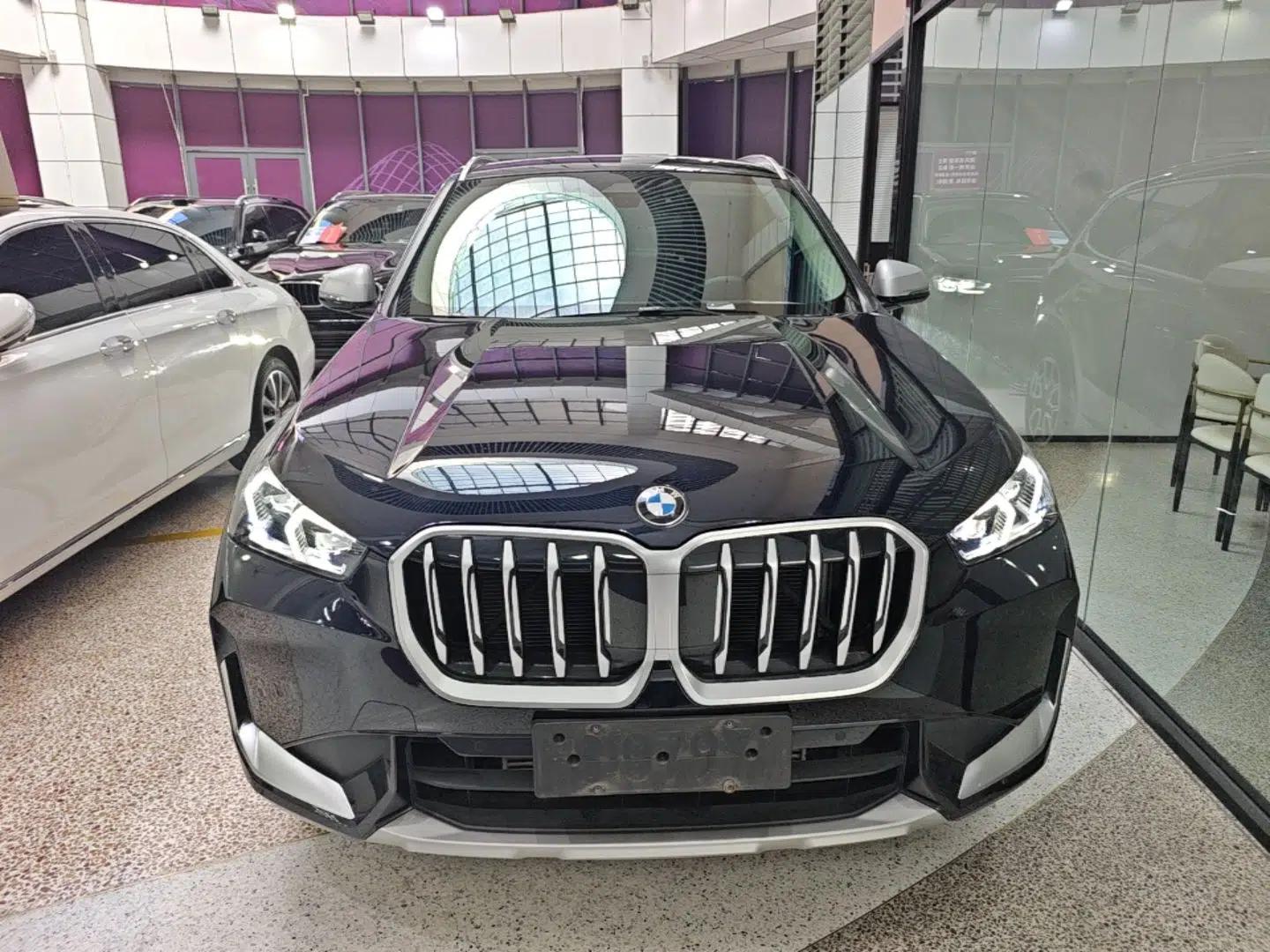 BMW X1 2023 sDrive25Li X Design Package — миниатюра 2