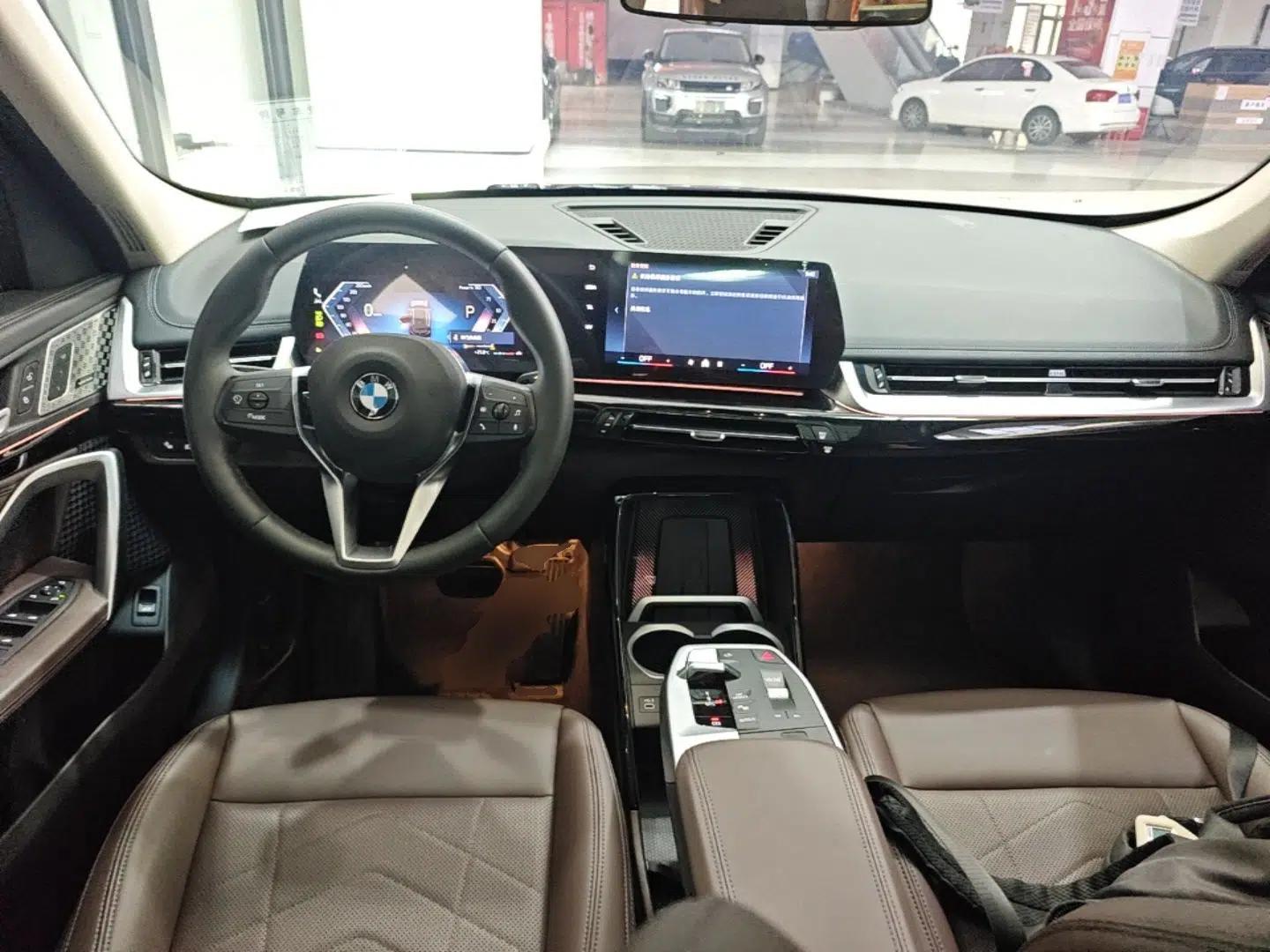 BMW X1 2023 sDrive25Li X Design Package — миниатюра 12
