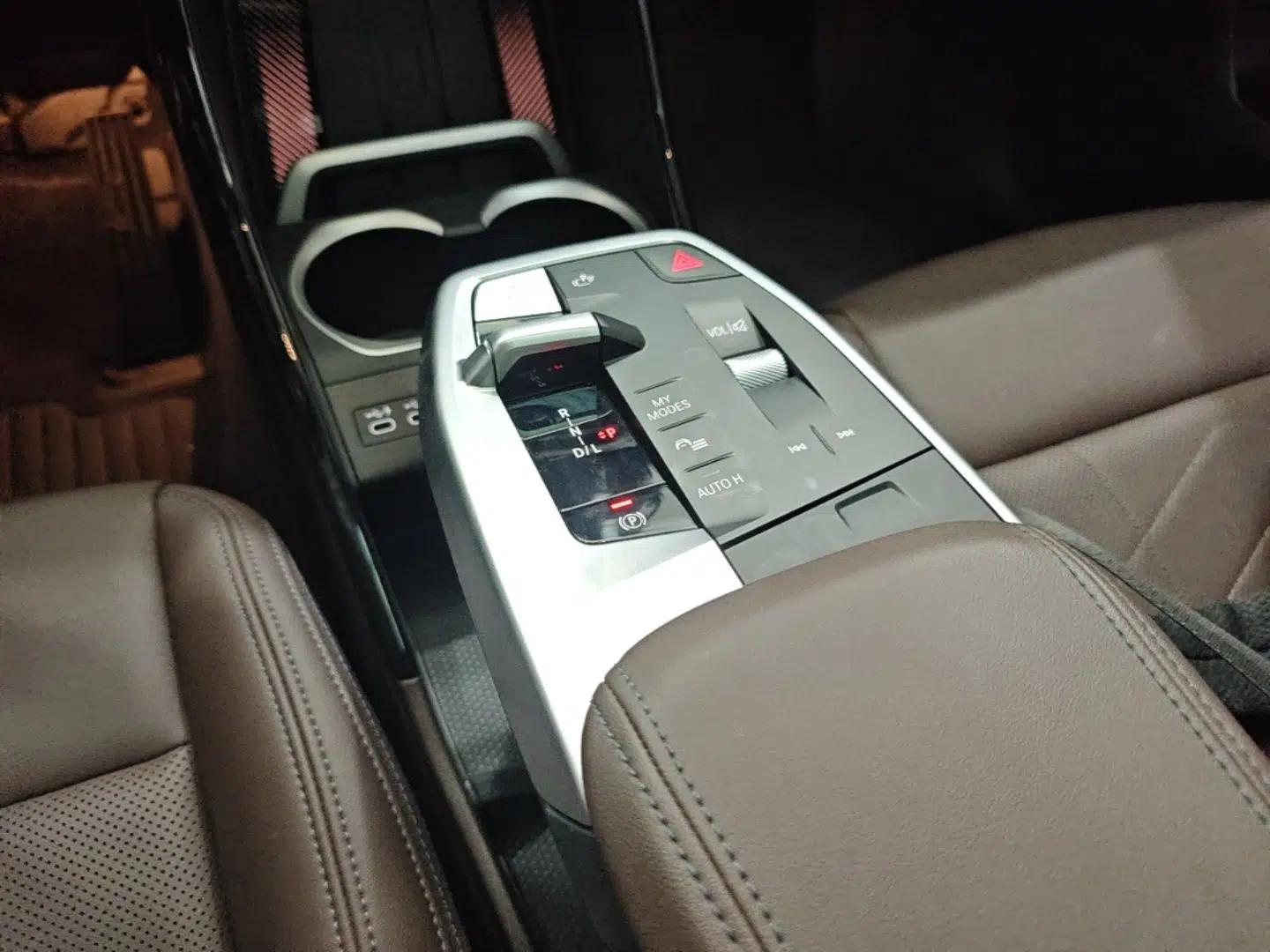 BMW X1 2023 sDrive25Li X Design Package — миниатюра 16
