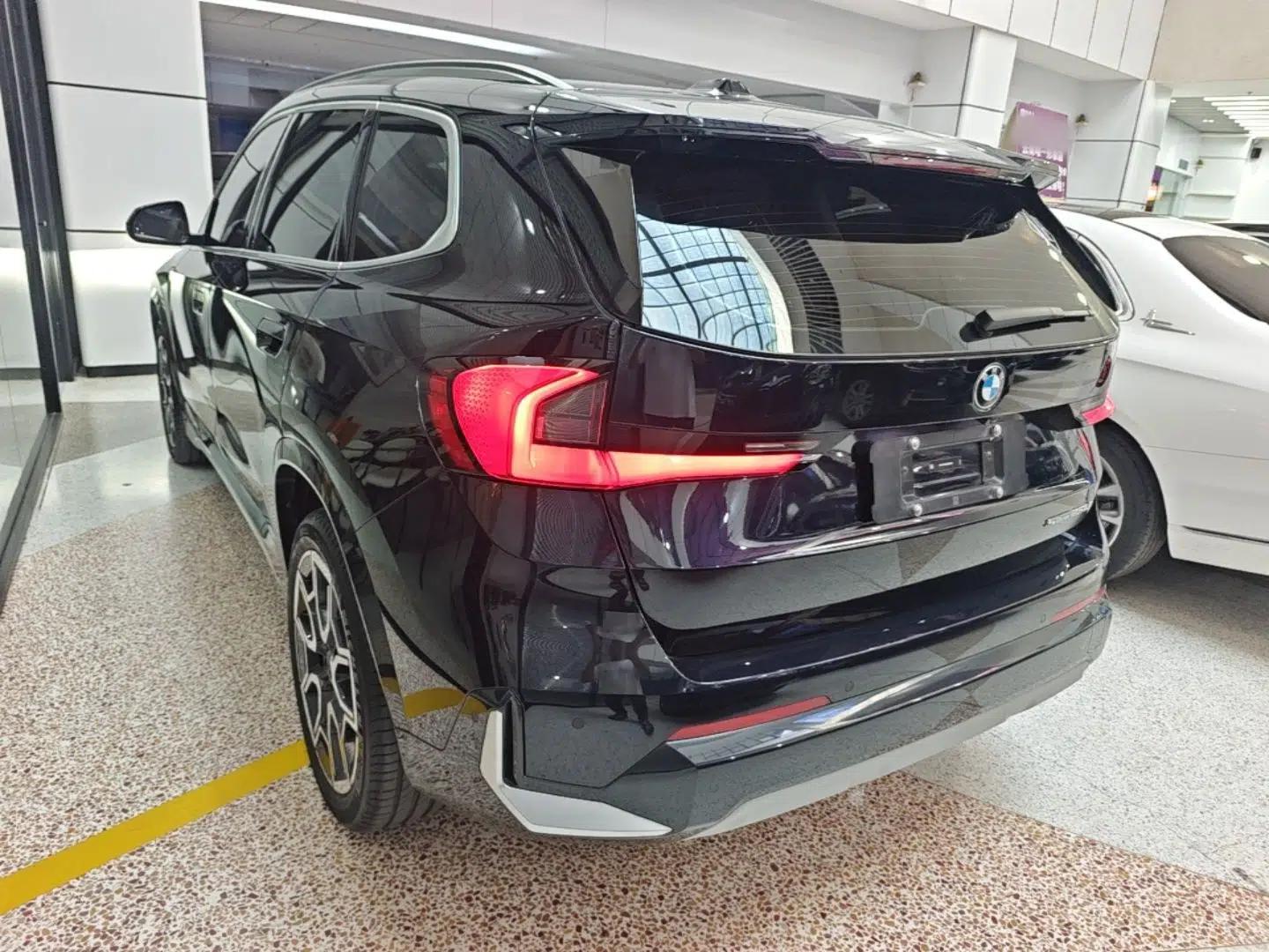 BMW X1 2023 sDrive25Li X Design Package — миниатюра 4