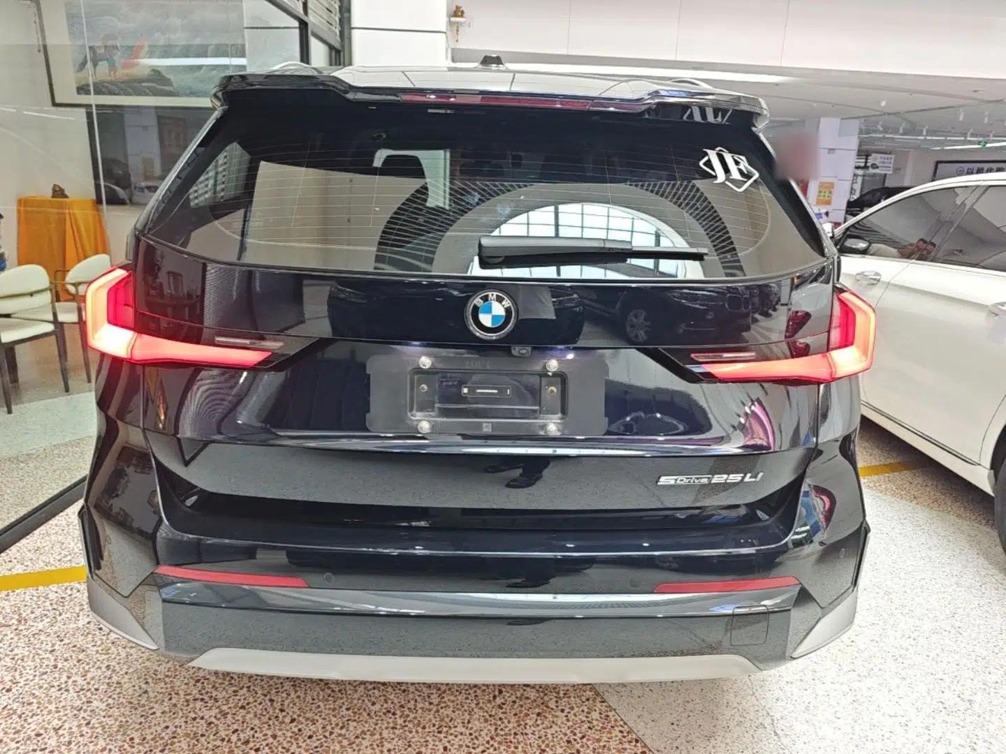 BMW X1 2023 sDrive25Li X Design Package — миниатюра 5