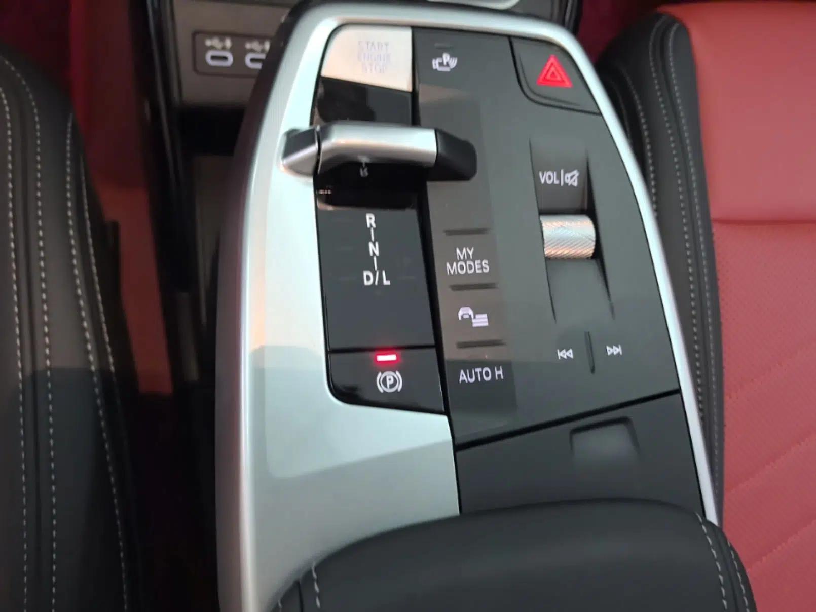 BMW X1 2024 sDrive25Li M Sport Package — миниатюра 16