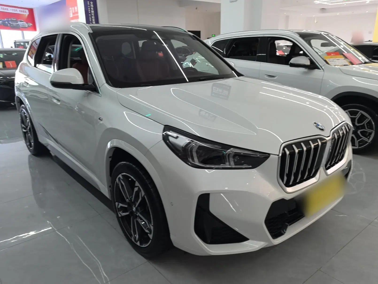 BMW X1 2024 sDrive25Li M Sport Package — миниатюра 3