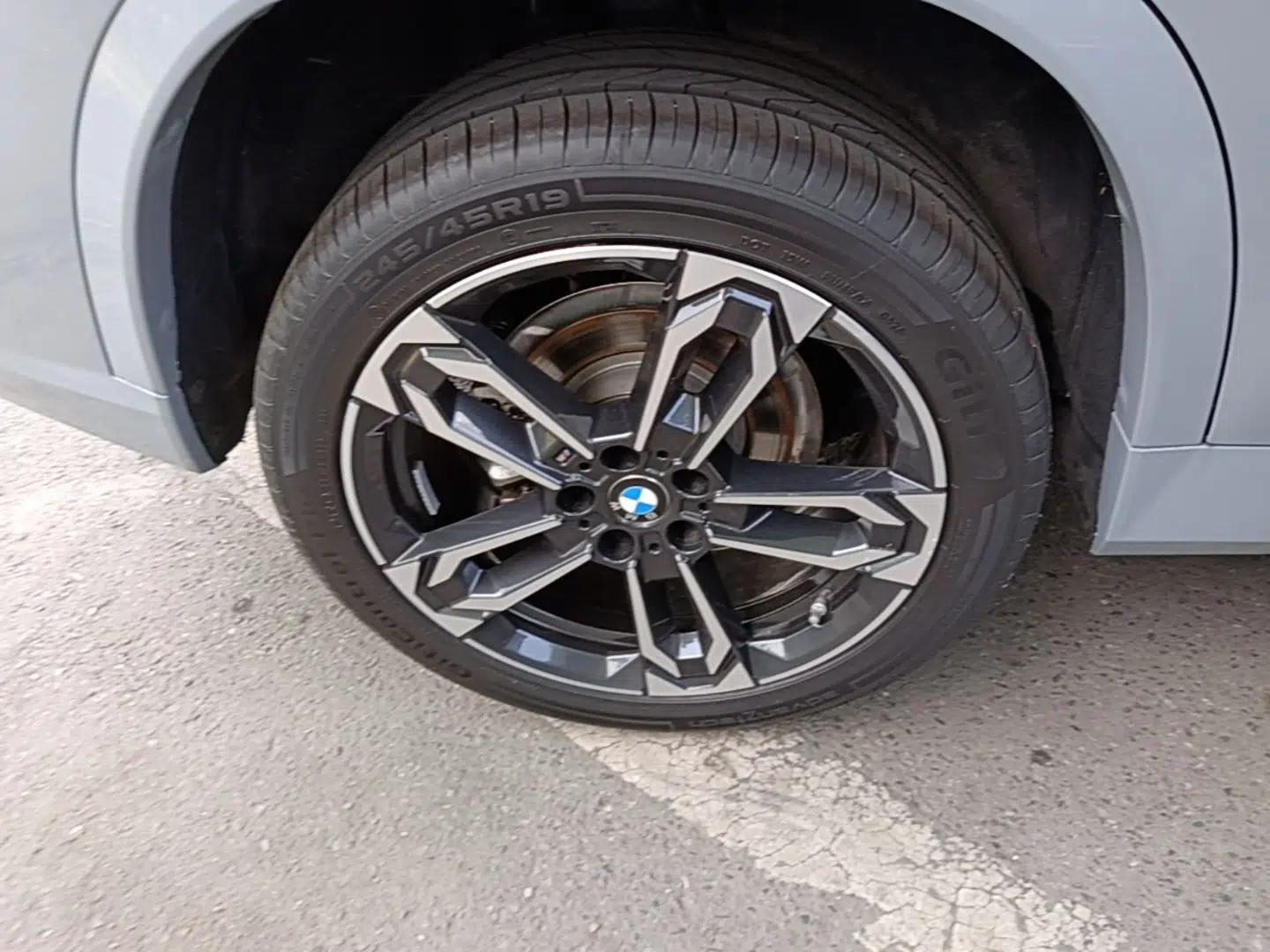 BMW X1 2025 Model sDrive25Li M Sport Package — миниатюра 16
