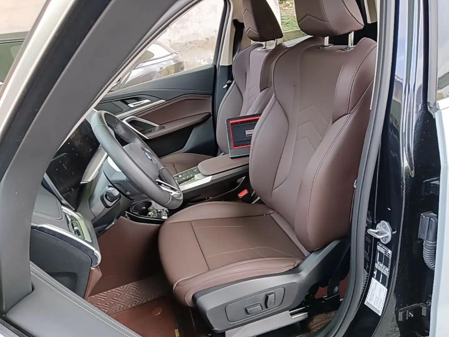 BMW X1 2025 Model sDrive25Li M Sport Package — миниатюра 22