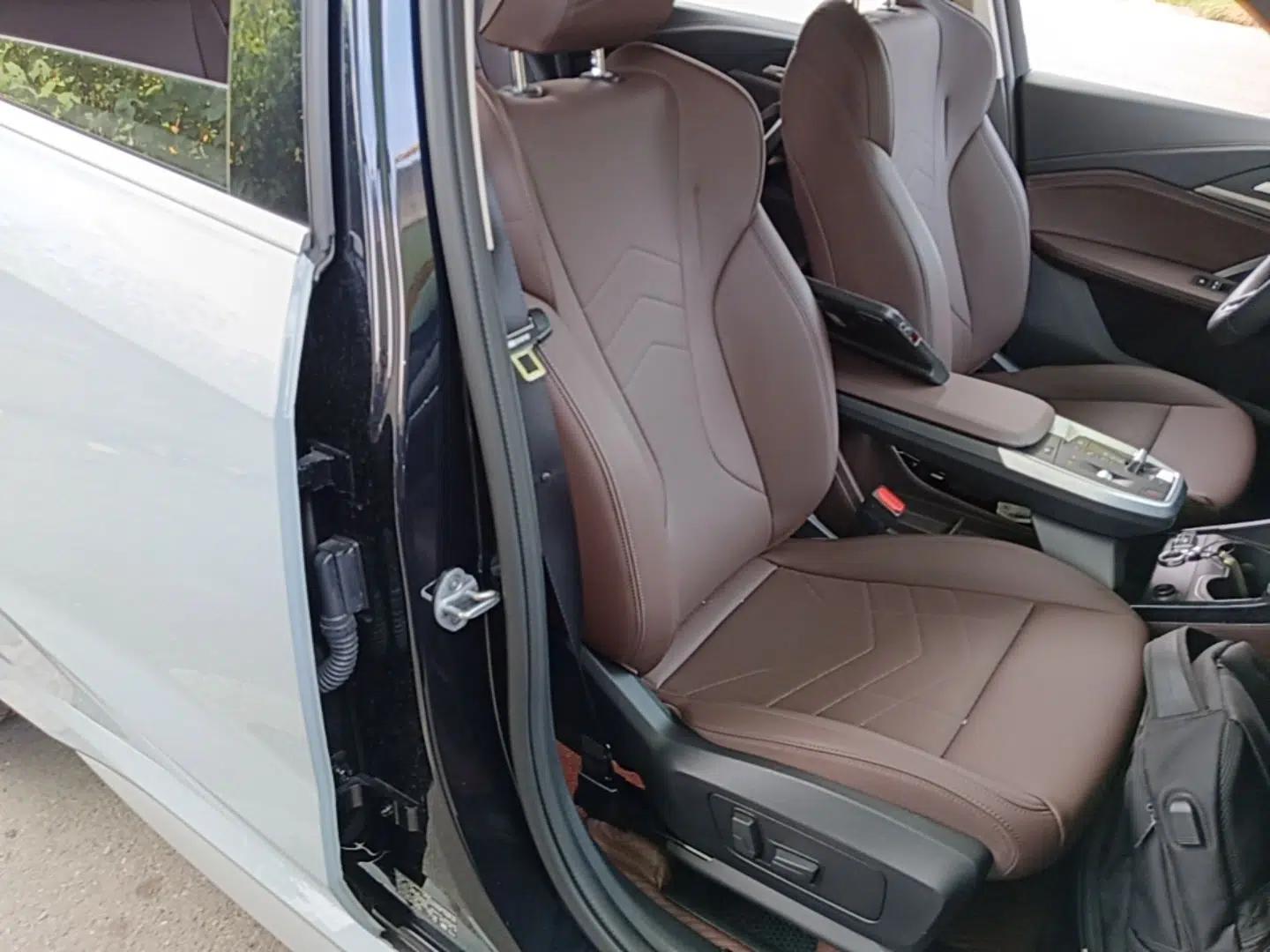 BMW X1 2025 Model sDrive25Li M Sport Package — миниатюра 24