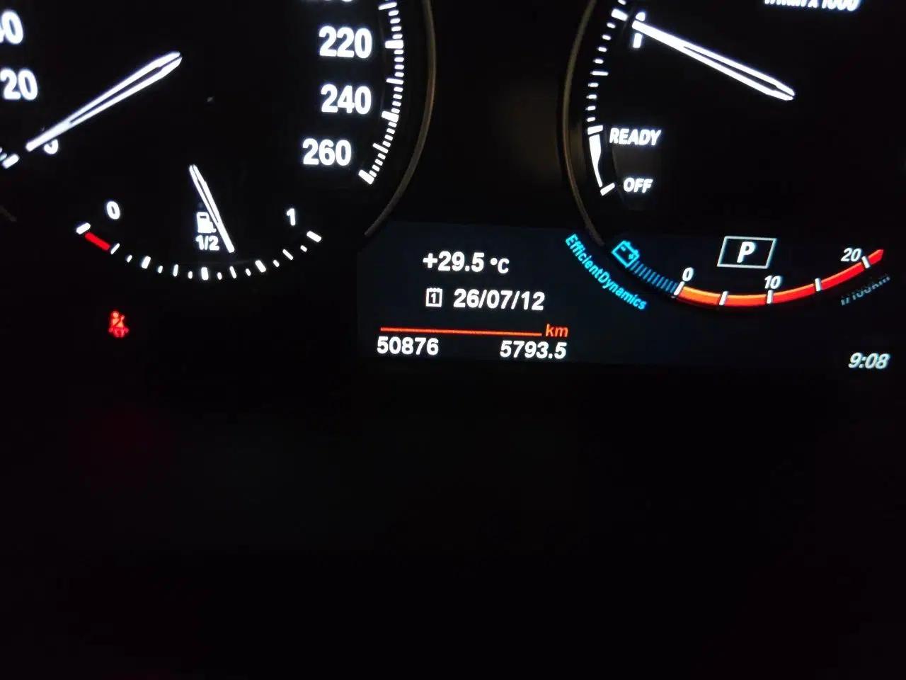 BMW X1 2022 sDrive25Li Leading Model — миниатюра 12
