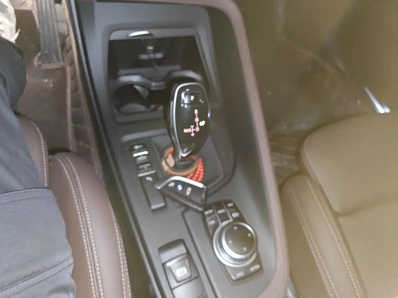 BMW X1 2022 sDrive25Li Leading Model — миниатюра 14