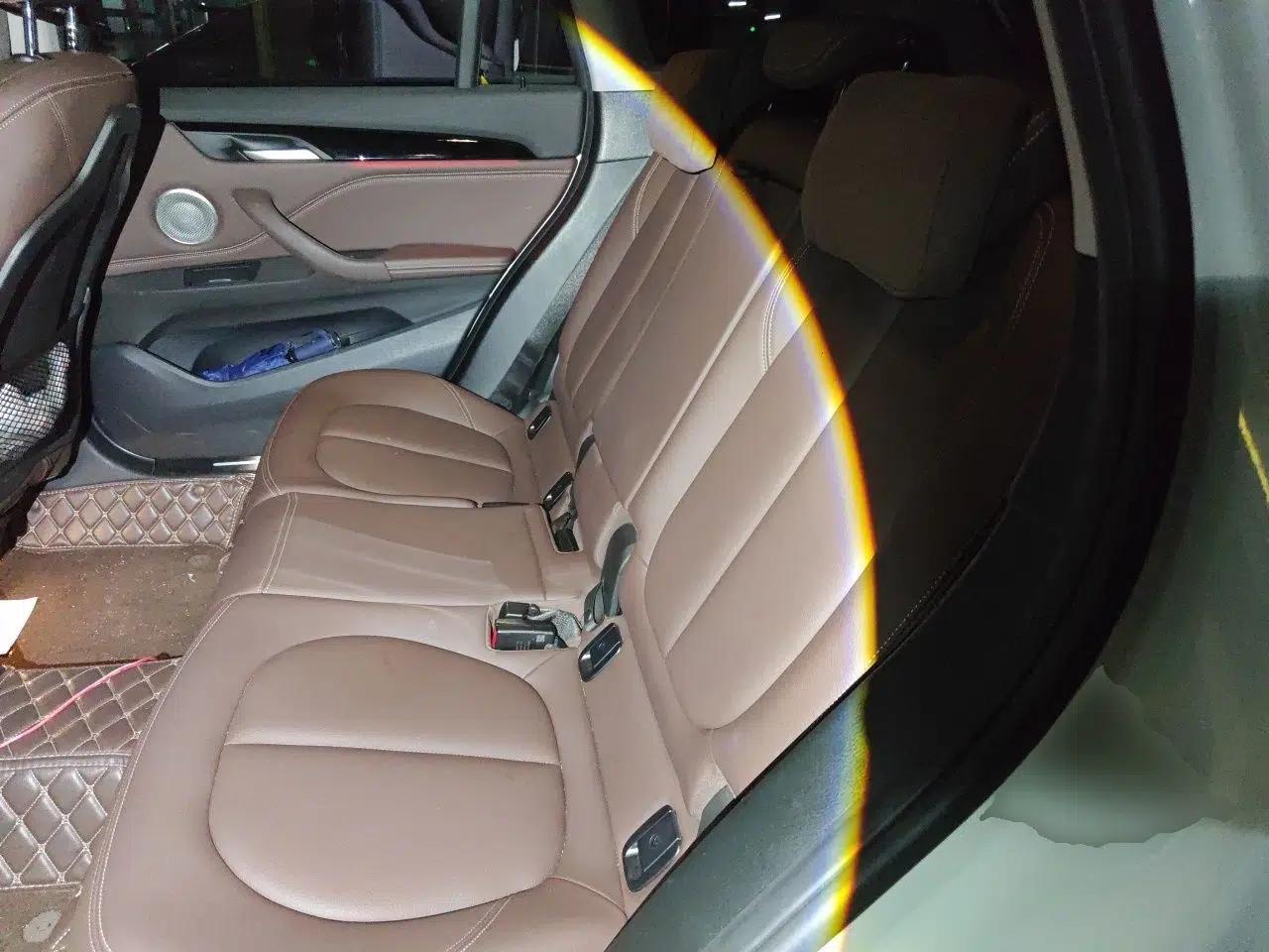 BMW X1 2022 sDrive25Li Leading Model — миниатюра 17
