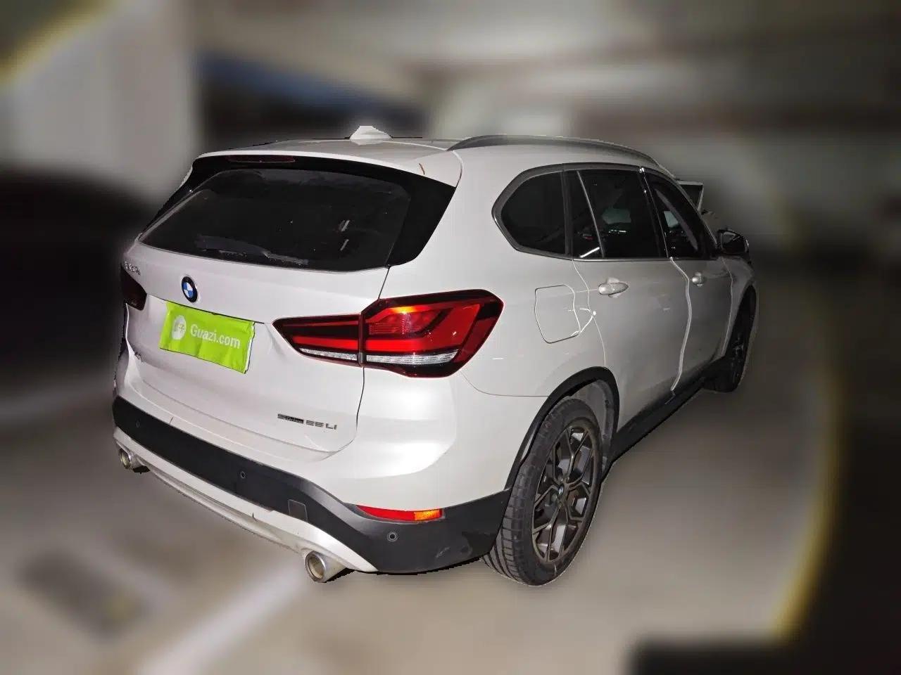 BMW X1 2022 sDrive25Li Leading Model — миниатюра 6
