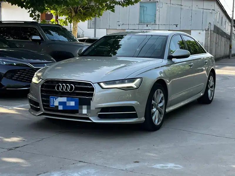 Audi A6L 2018 30th Anniversary Edition 35 TFSI Fashion Model — миниатюра 1
