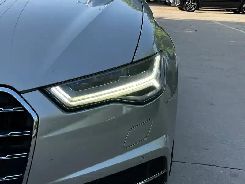 Audi A6L 2018 30th Anniversary Edition 35 TFSI Fashion Model — миниатюра 11