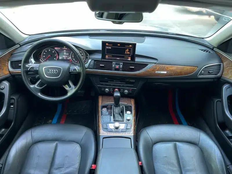 Audi A6L 2018 30th Anniversary Edition 35 TFSI Fashion Model — миниатюра 12