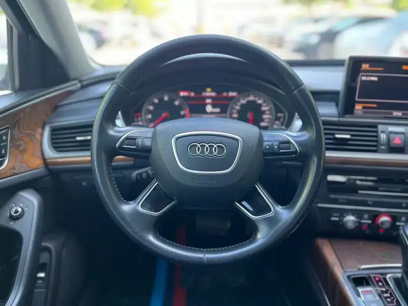 Audi A6L 2018 30th Anniversary Edition 35 TFSI Fashion Model — миниатюра 15