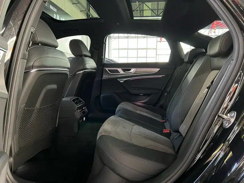 Audi A6L 2023 45 TFSI Premium Dynamic Edition — миниатюра 13