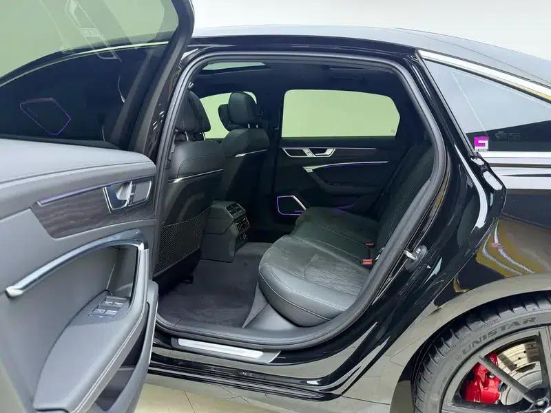 Audi A6L 2024 55 TFSI quattro Premium Dynamic Edition — миниатюра 18