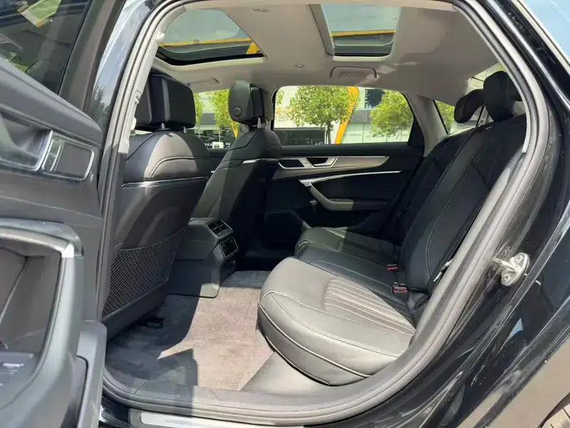 Audi A6L 2024 45 TFSI Premium Dynamic Edition — миниатюра 11