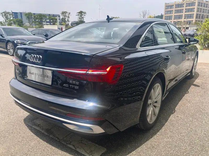 Audi A6L 2024 45 TFSI Premium Dynamic Edition — миниатюра 5