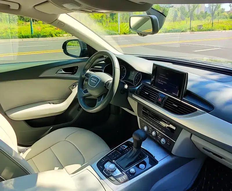 Audi A6L 2012 TFSI Standard Edition — миниатюра 16