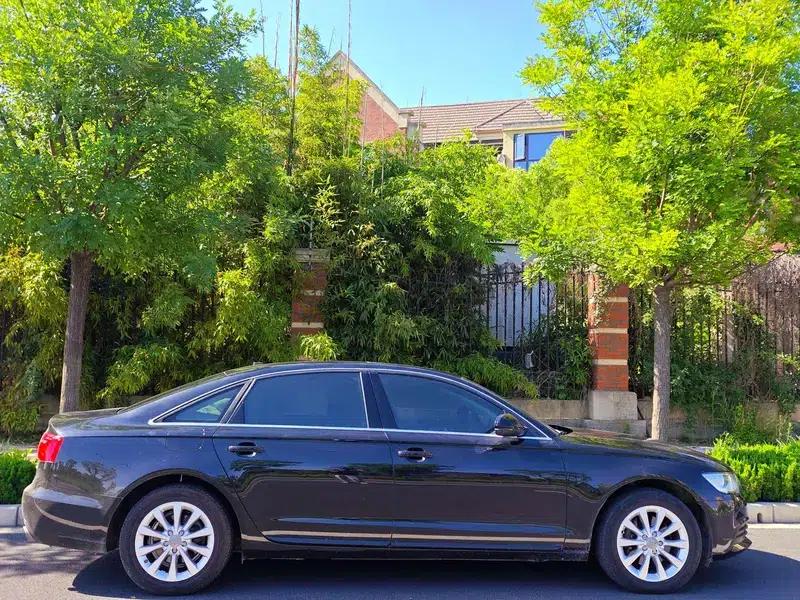 Audi A6L 2012 TFSI Standard Edition — миниатюра 8