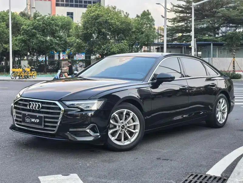 Audi A6L 2022 40 TFSI Luxury Elegance — миниатюра 1