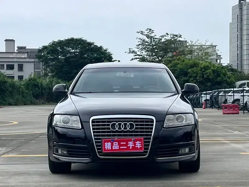 Audi A6L 2011 2.0 TFSI Automatic Standard Edition — миниатюра 2