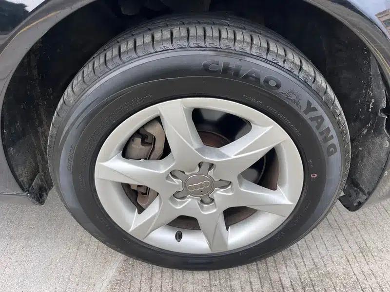 Audi A6L 2011 2.0 TFSI Automatic Standard Edition — миниатюра 8