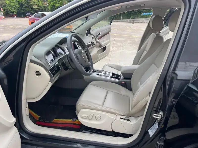 Audi A6L 2011 2.0 TFSI Automatic Standard Edition — миниатюра 10