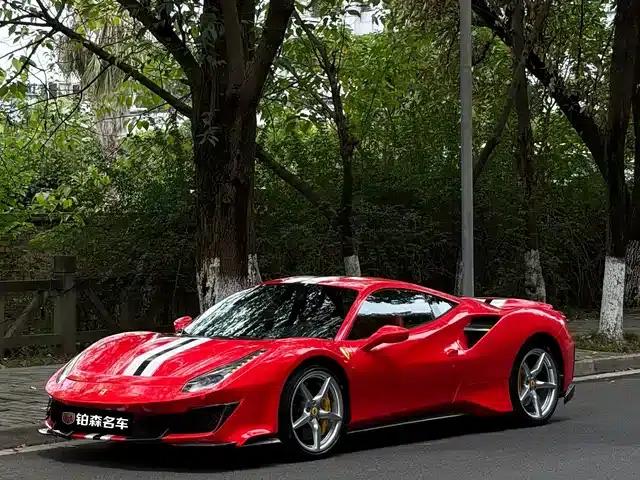 2015 Ferrari 488 GTB