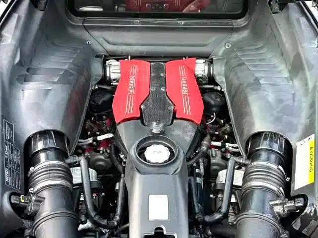 2015 Ferrari 488 GTB — миниатюра 14