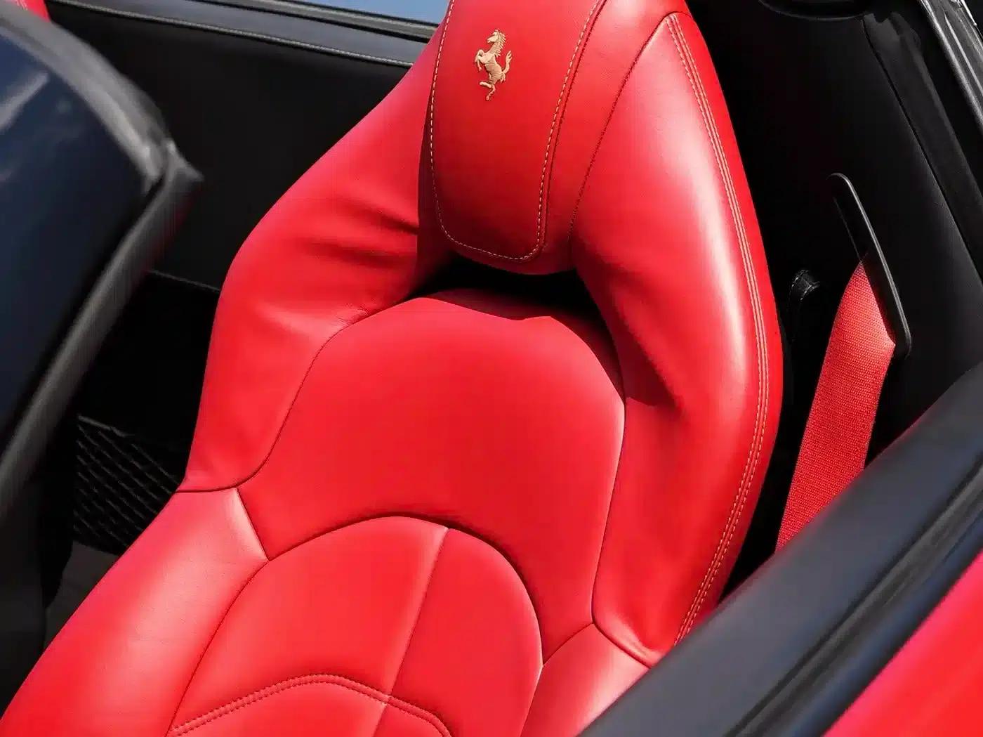 2015 Ferrari 488 Spider — миниатюра 8