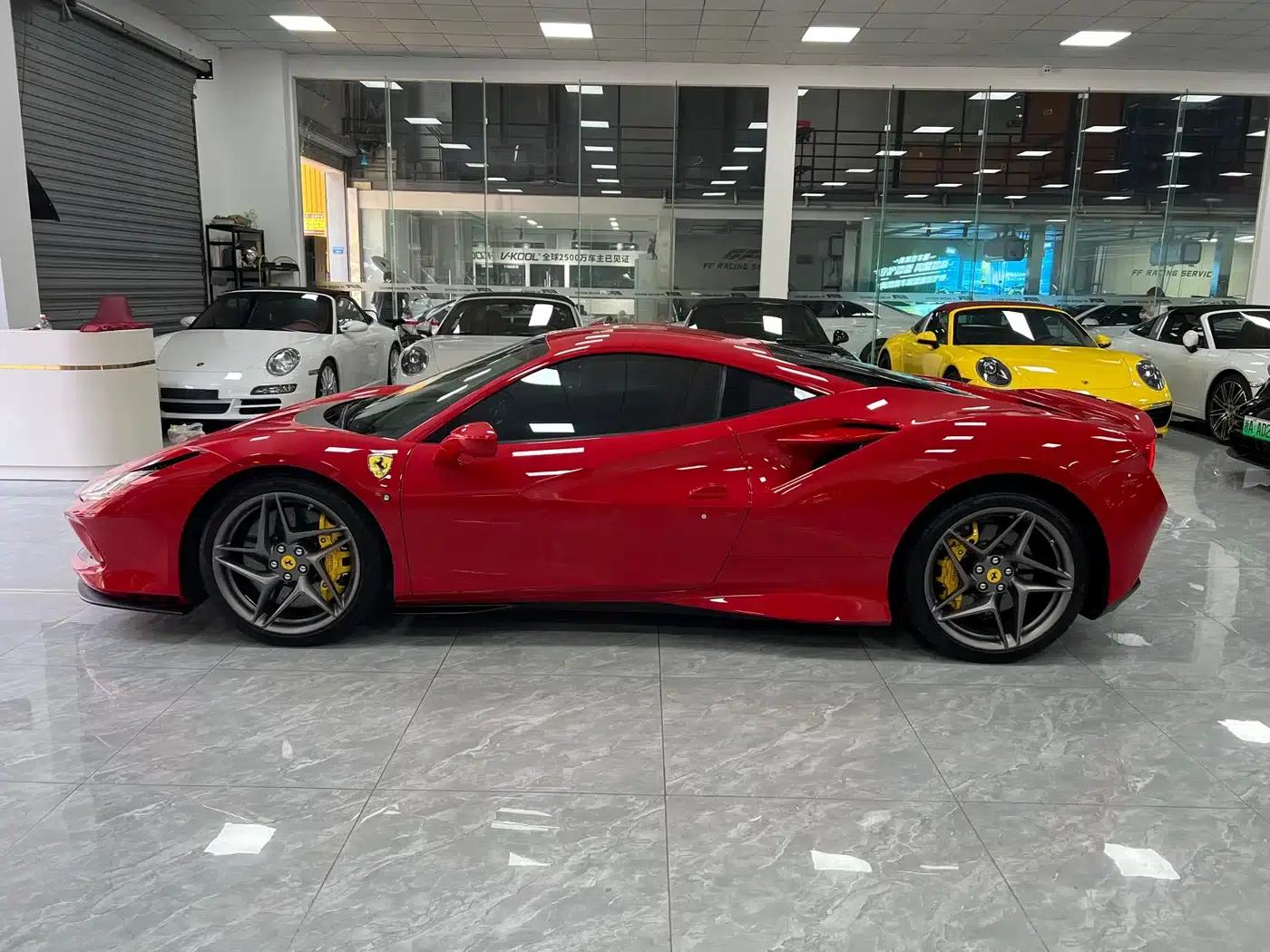 Ferrari F8 2019 Tributo 3.9T V8 — миниатюра 2