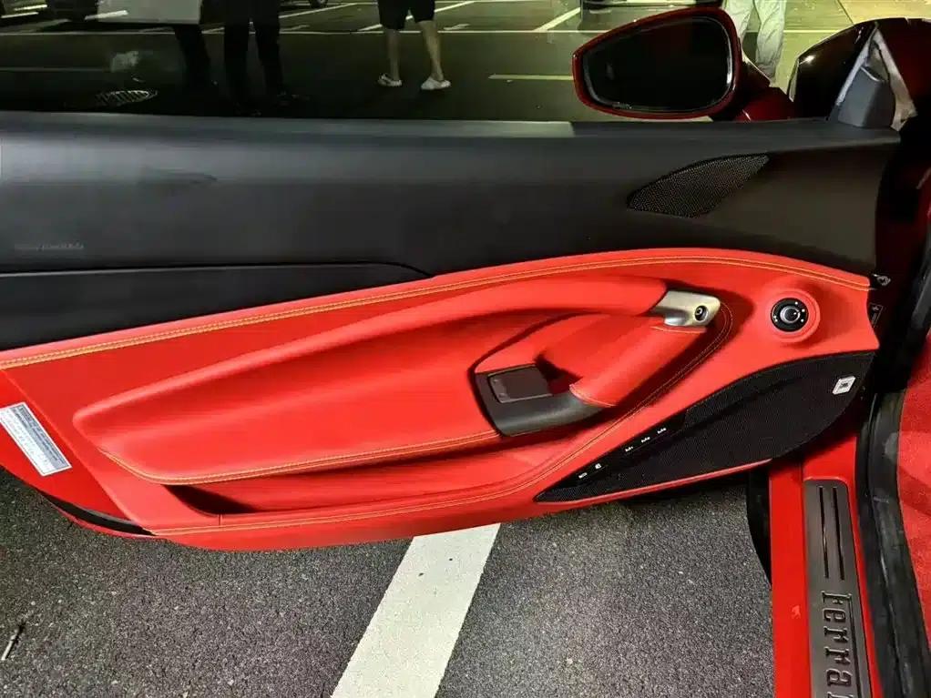 Ferrari F8 Spider 2020 3.9T V8 — миниатюра 6