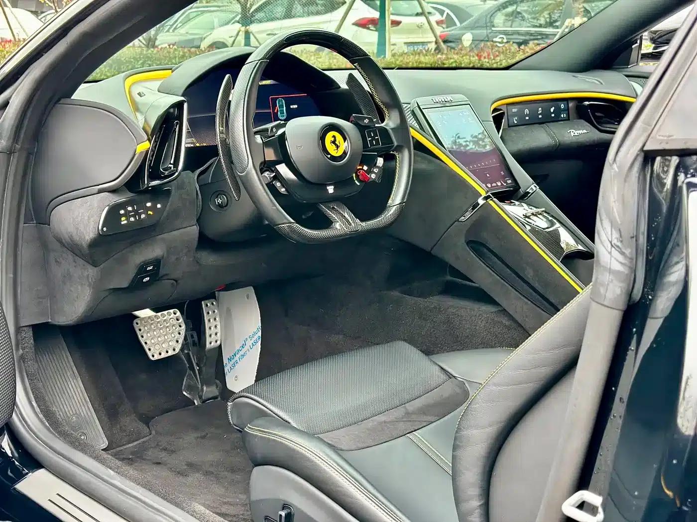 Roma 2020 3.9T V8 — миниатюра 12
