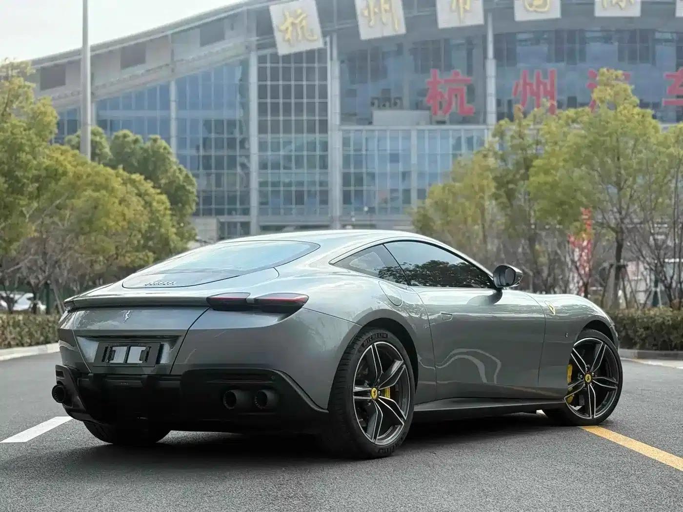 Roma 2020 3.9T V8 — миниатюра 6