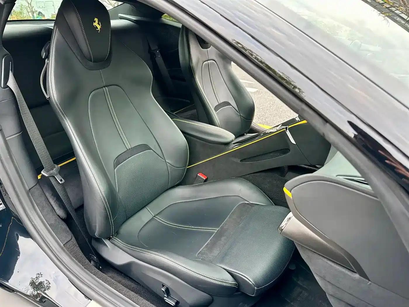 Roma 2020 3.9T V8 — миниатюра 8
