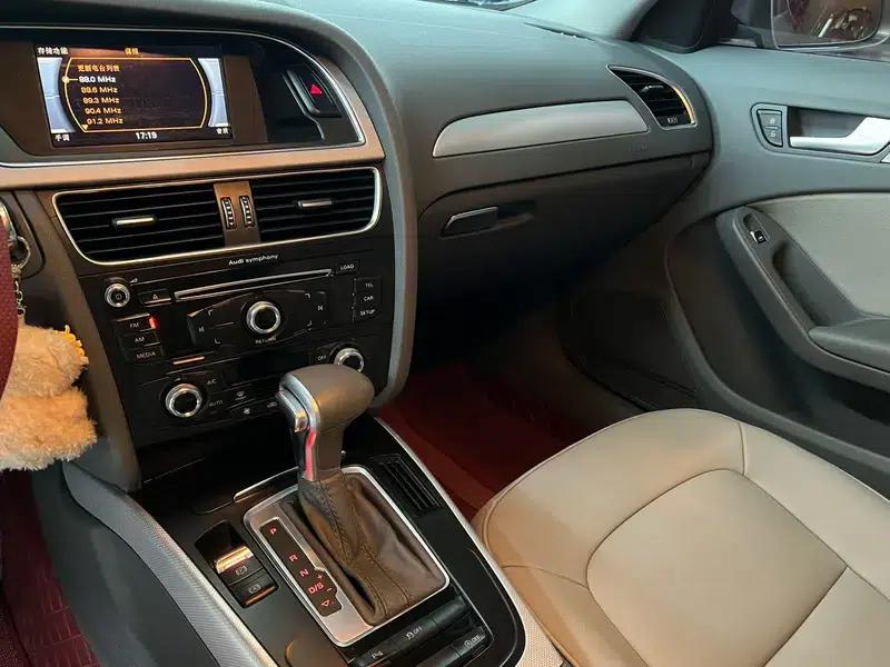 Audi A4L 2015 35 TFSI Automatic Standard Edition — миниатюра 10