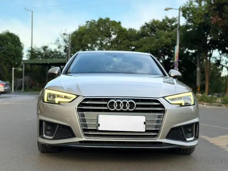 Audi A4L 2019 40 TFSI Fashion Edition (China VI Emission Standard) — миниатюра 2