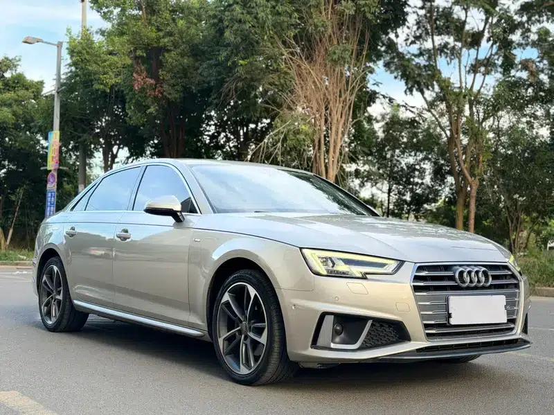 Audi A4L 2019 40 TFSI Fashion Edition (China VI Emission Standard) — миниатюра 3