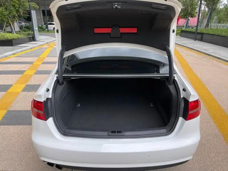 Audi A4L 2013 35 TFSI Automatic Technology Edition — миниатюра 21