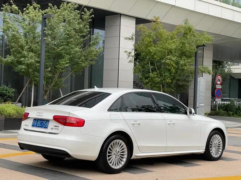 Audi A4L 2013 35 TFSI Automatic Technology Edition — миниатюра 5