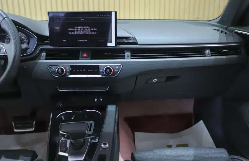 Audi A4L 2024 40 TFSI Luxury Dynamic — миниатюра 8