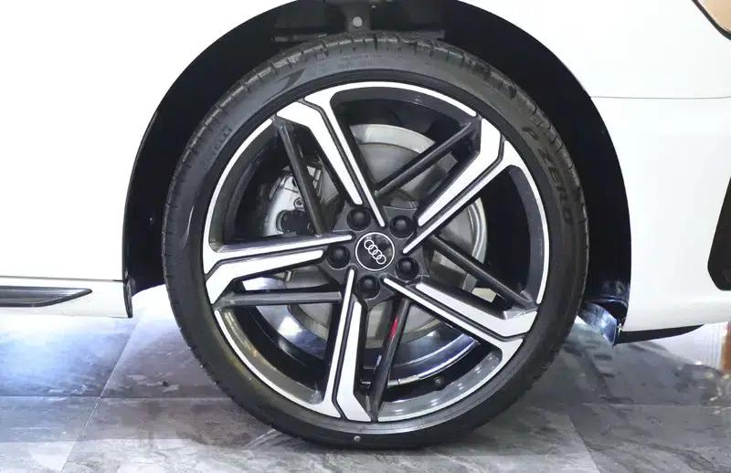 Audi A4L 2024 40 TFSI Luxury Dynamic — миниатюра 9