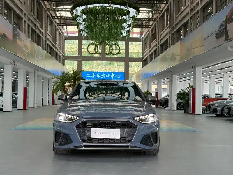 Audi A4L 2022 40 TFSI quattro RS Package (Sports Edition) — миниатюра 2
