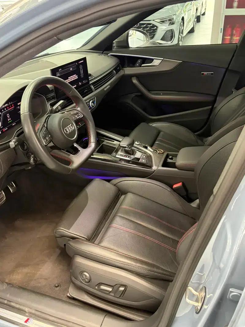Audi A4L 2022 40 TFSI quattro RS Package (Sports Edition) — миниатюра 12