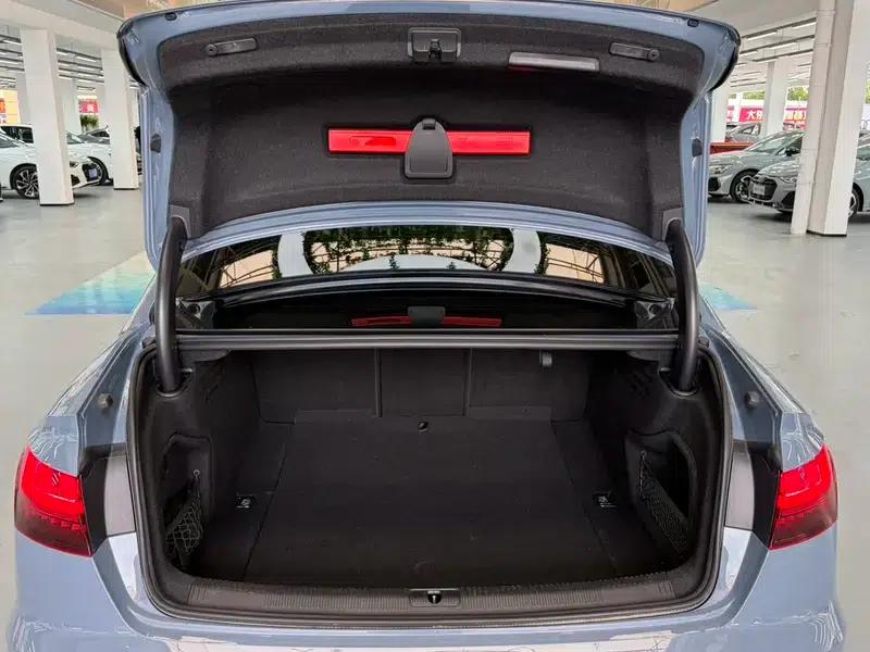 Audi A4L 2022 40 TFSI quattro RS Package (Sports Edition) — миниатюра 14