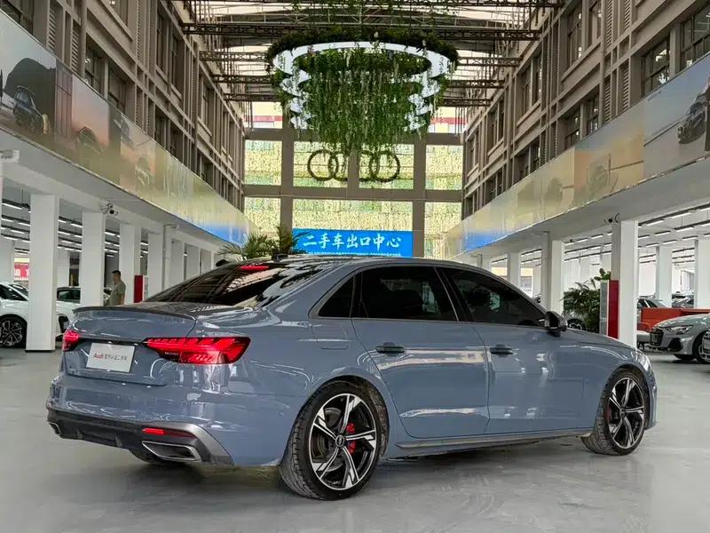 Audi A4L 2022 40 TFSI quattro RS Package (Sports Edition) — миниатюра 4